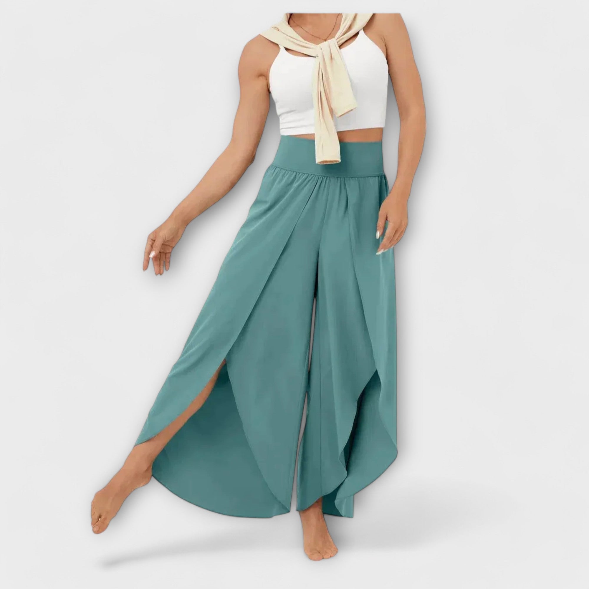 Saoirse - Chic Relaxed Trousers - Charlotte & Willow