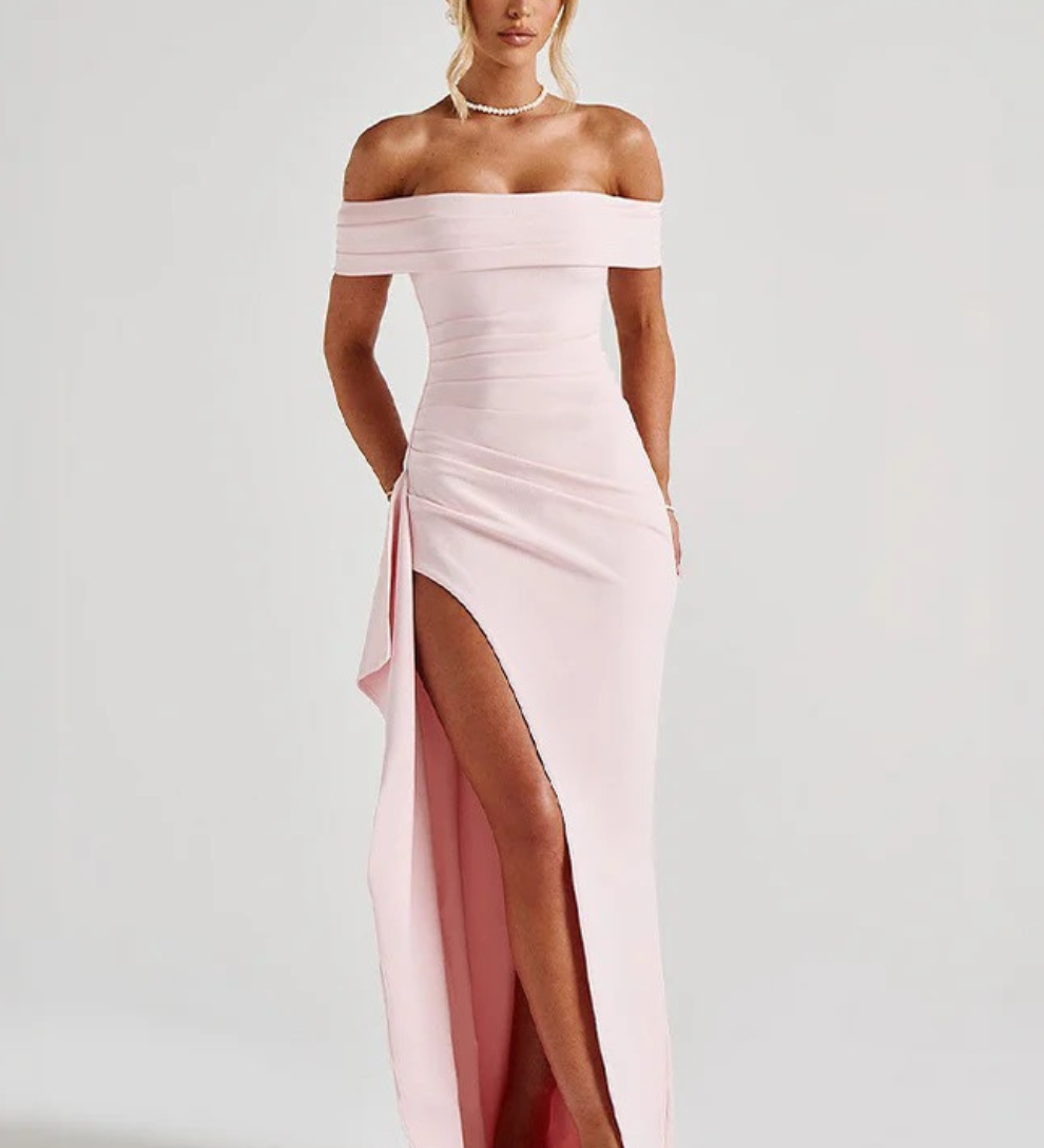 Damhnait - Chic Maxi Dress - Charlotte & Willow