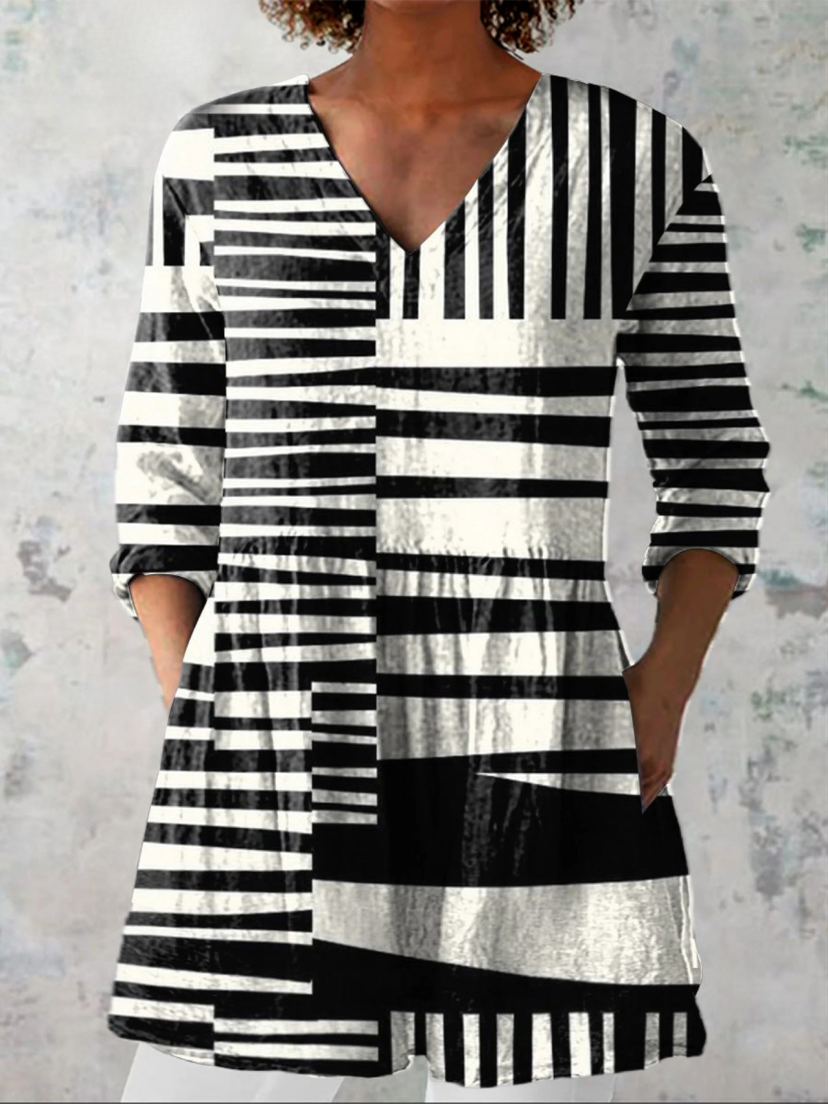 Caoimhe V Neck Long Blouse - Charlotte & Willow