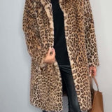 Clara - Chic Leopard Print Coat