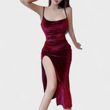 Maëlle - Striking Velvet Dress