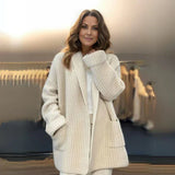 Justine - Cozy Elegance Cardigan