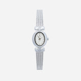 Alice - Elegant Gold Oval Timepiece