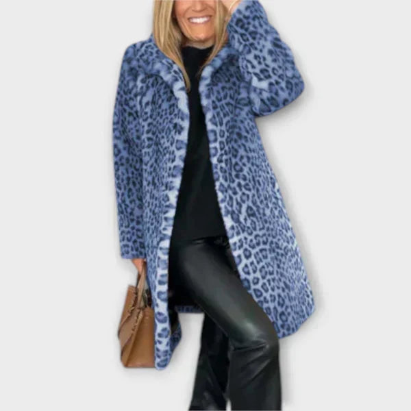 Maëva - Chic Leopard Print Coat - Charlotte & Willow, styled look