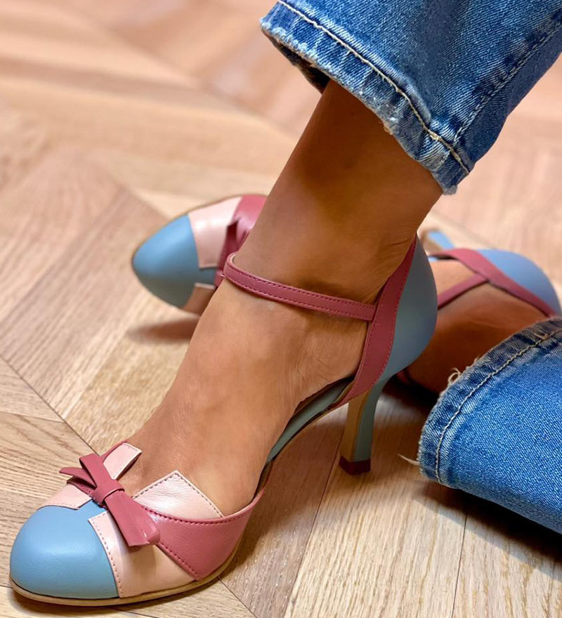 Íde - Stylish Comfort Sandals - Charlotte & Willow, front