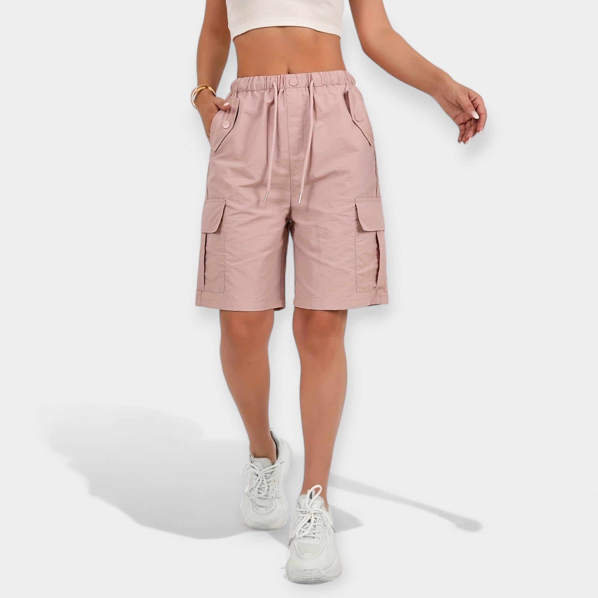 Bláithín - Stylish Cargo Shorts - Charlotte & Willow, detail