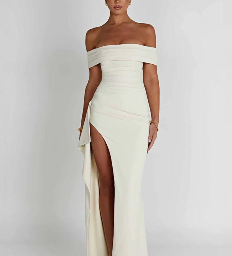 Damhnait - Chic Maxi Dress - Charlotte & Willow, product photo 7