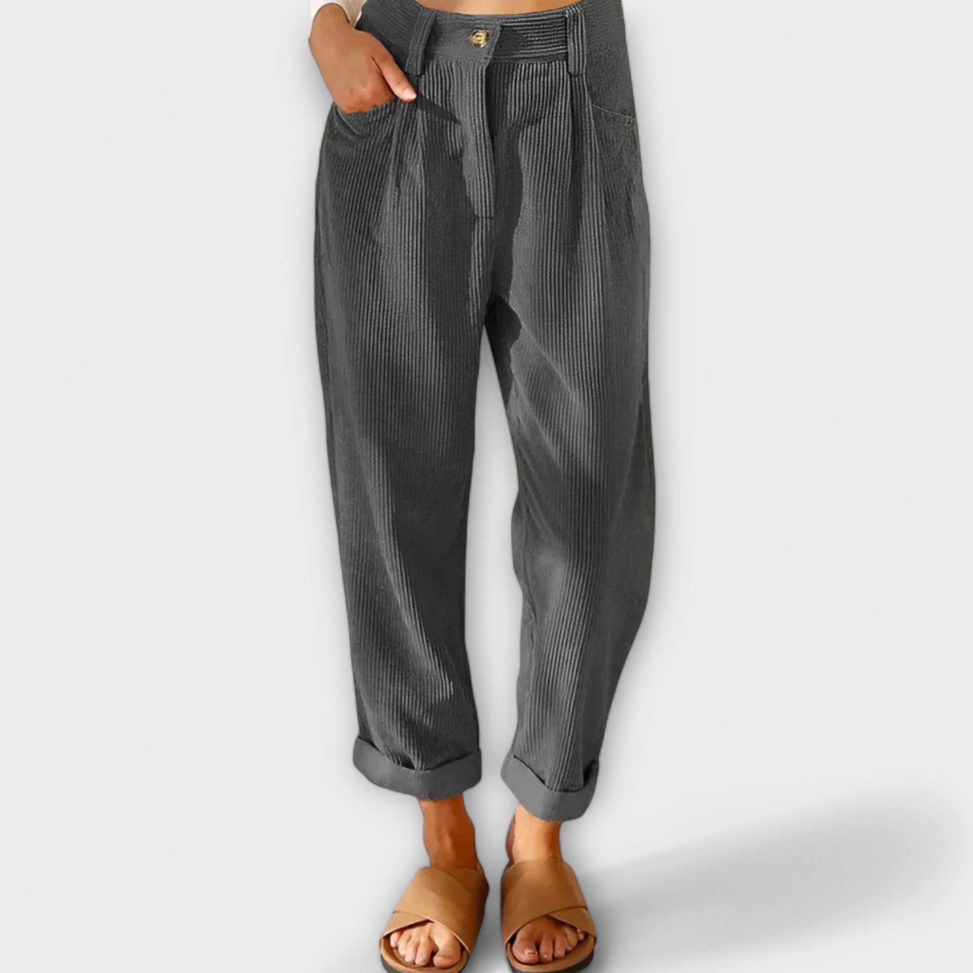 Clodagh - Chic Contemporary Jeans - Charlotte & Willow, product photo 6