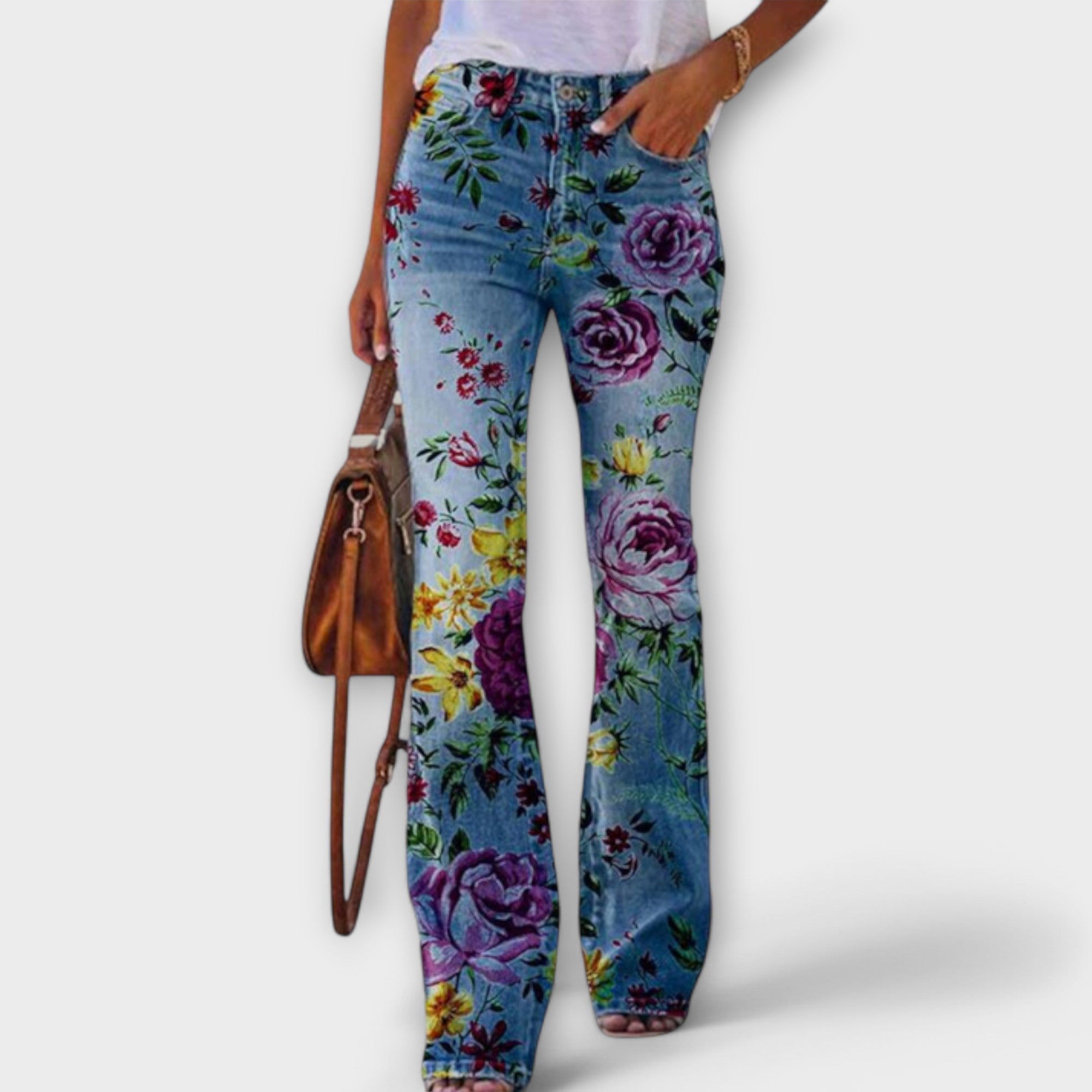 Aoife - Chic Button-Detail Trousers - Charlotte & Willow, product photo 6