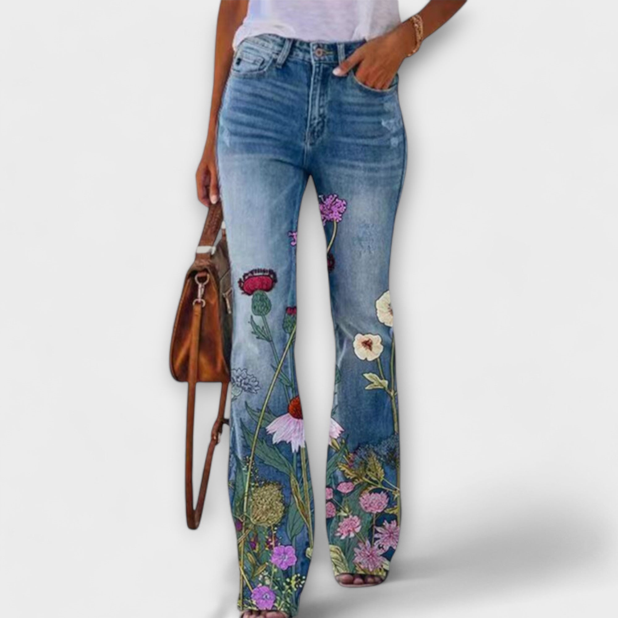 Aoife - Chic Button-Detail Trousers - Charlotte & Willow, detail