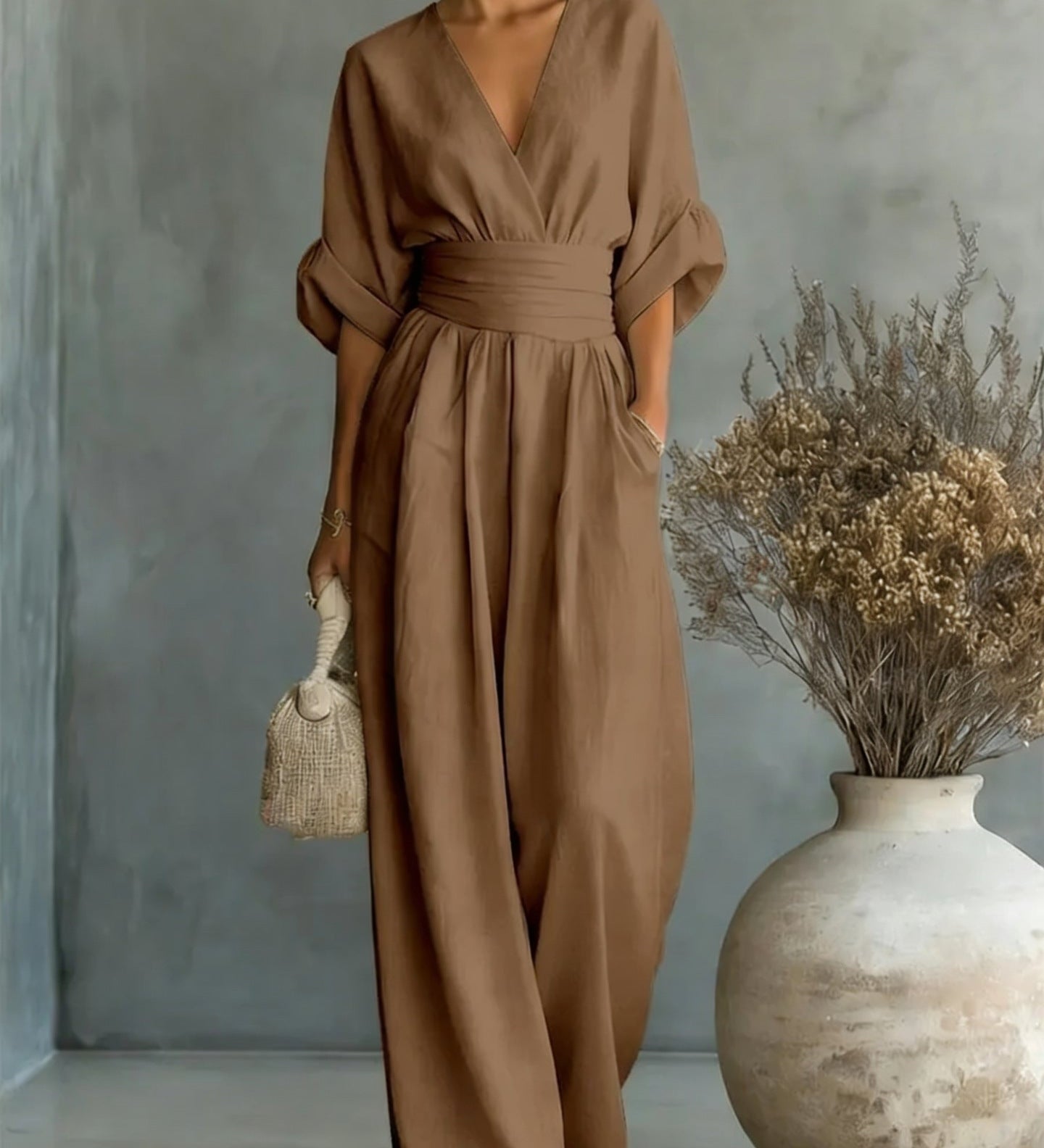 Eimear - Backless V-Neck Dress
