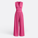 Clara - Stylish Mono Elegance