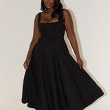 Justine - Chic Midi Dress