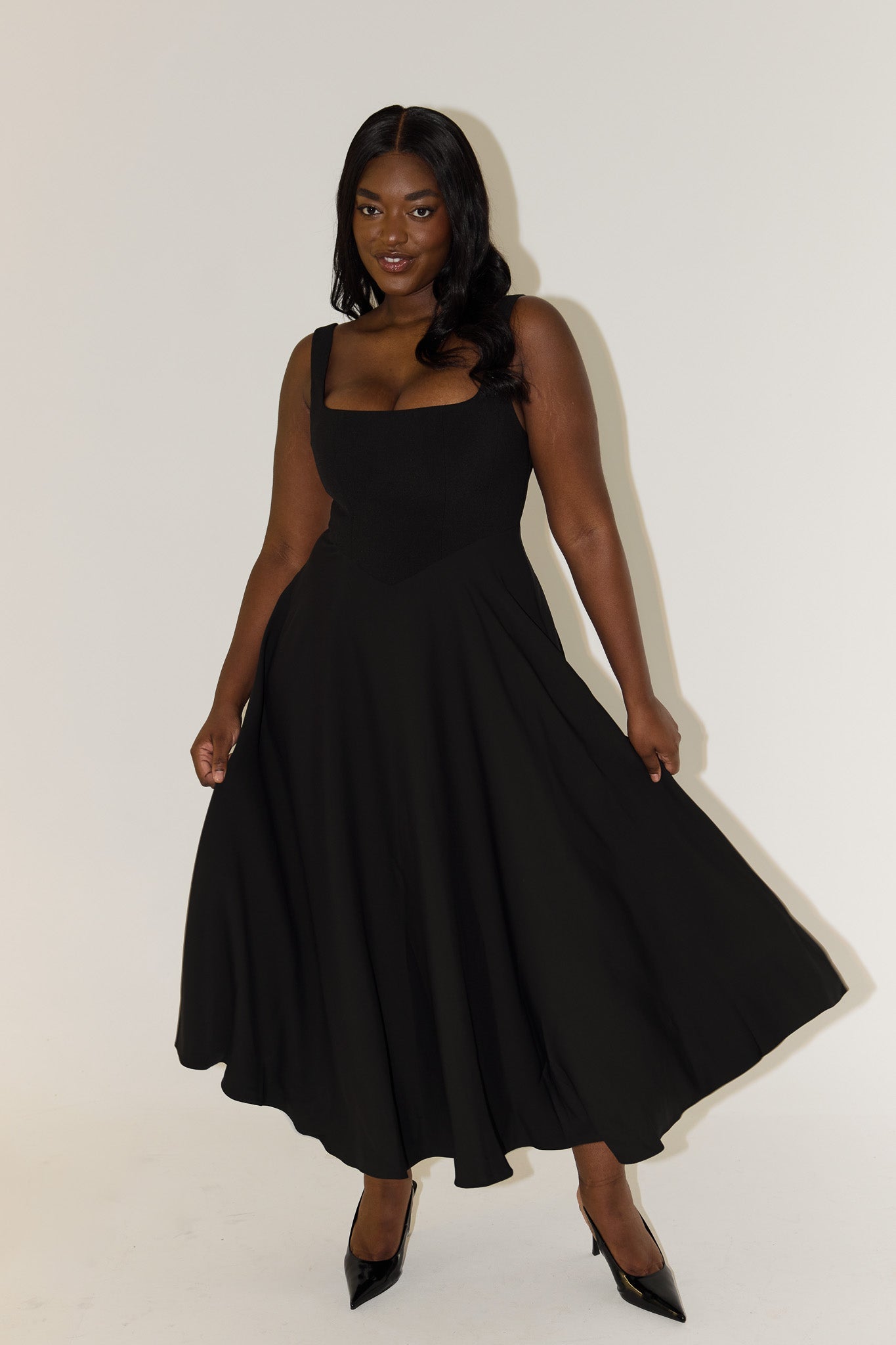 Justine - Robe Midi Élégante