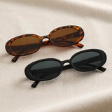 Juliette - Retro Oval Eyewear