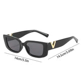 Inès - Oval Gold-Toned Glasses