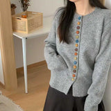 Anaïs - Stylish Elegance Cardigan