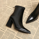 Sarah - Chic Pointed Toe Boots