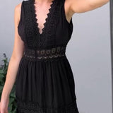 Aurélie™ | Elegant Lace Dress with V-Neck