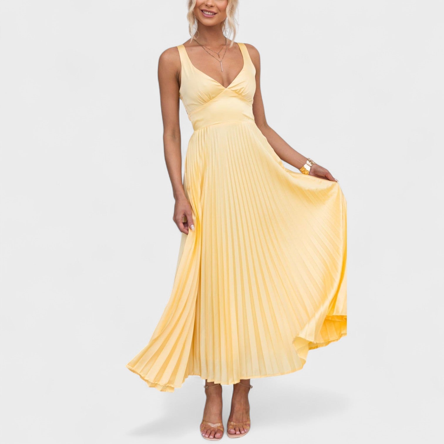 Emer - Flowing Pleated Maxi Dress - Charlotte & Willow