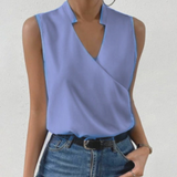 Anaïs - Cozy V-Neck Tee