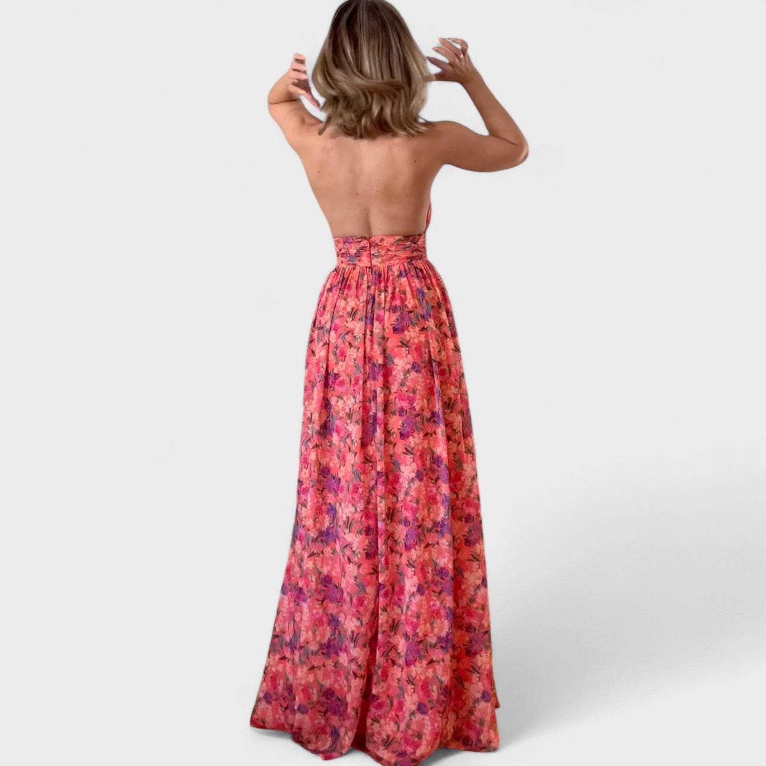 Éimear - Elegant Floral Maxi Dress - Charlotte & Willow, front