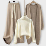 Élodie - Chic and Cozy Ensemble