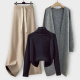 Élodie - Chic and Cozy Ensemble