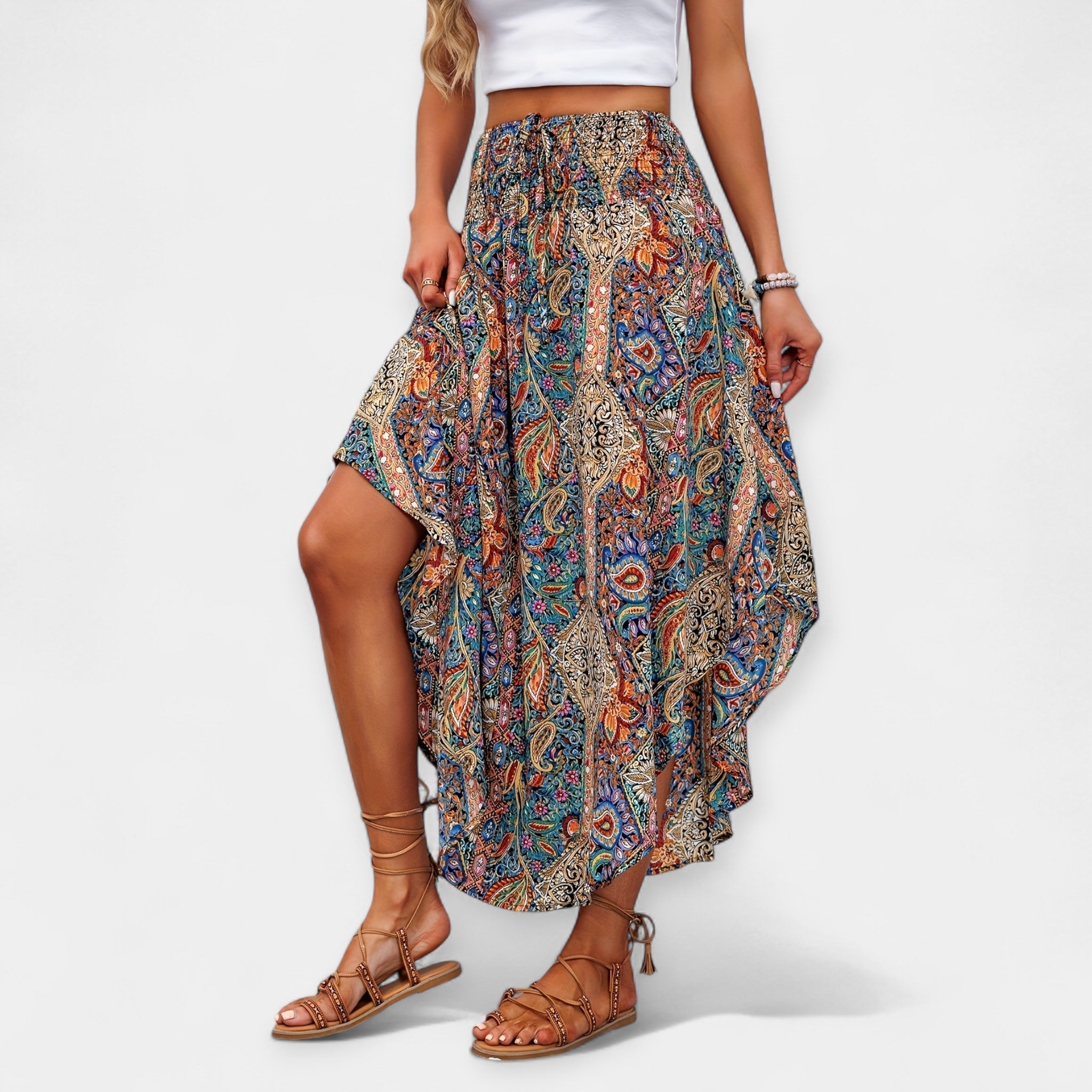 Saoirse - Midi Skirt with Floral Print - Charlotte & Willow