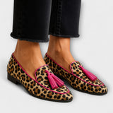 Zoe - Chic Pearl-Embellished Moccasins