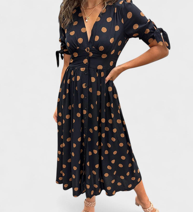 Éabha - Chic Polka Dot Dress - Charlotte & Willow