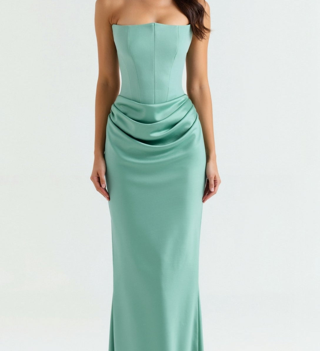 Aveen - Graceful Maxi Dress