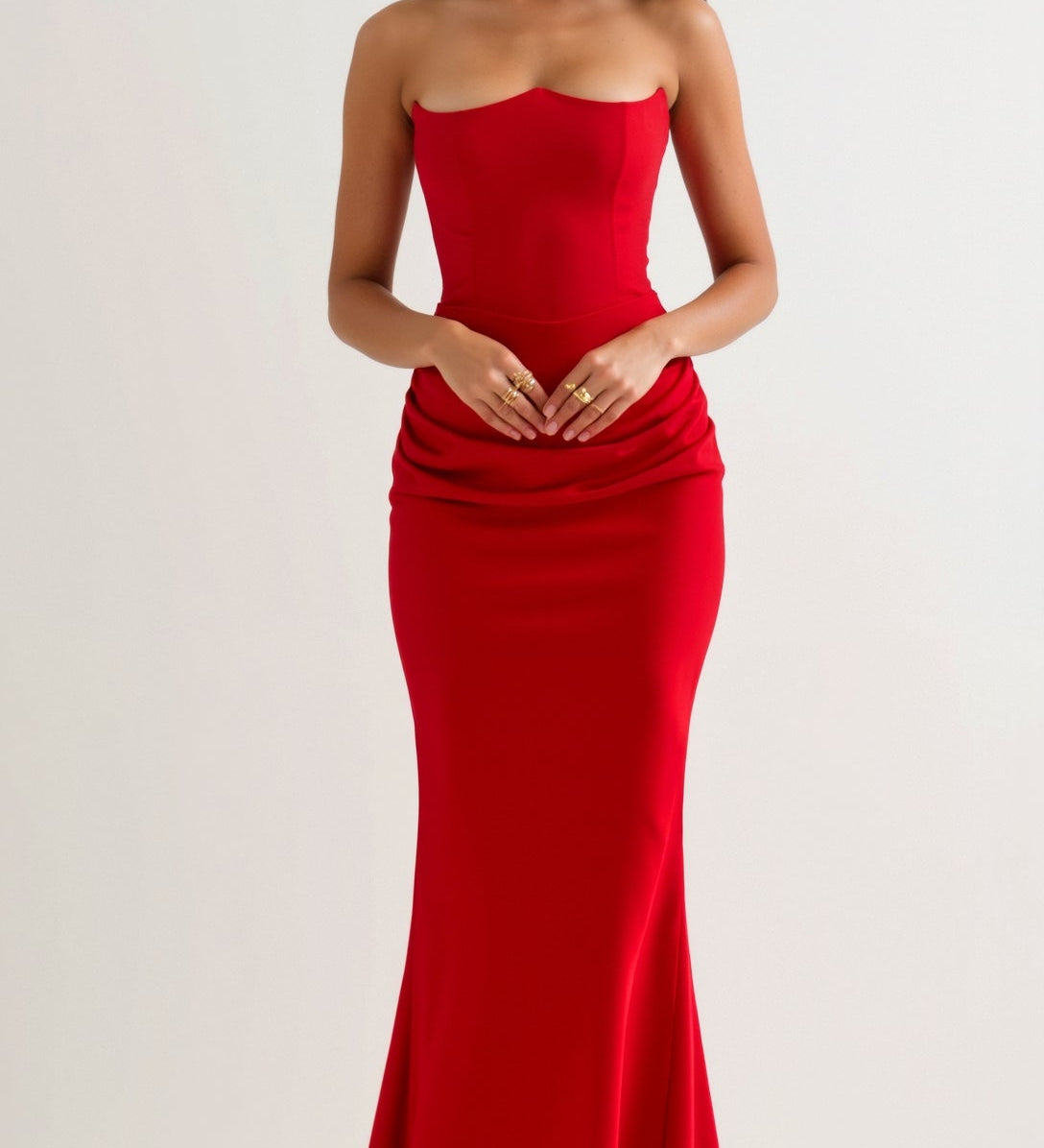 Aveen - Graceful Maxi Dress