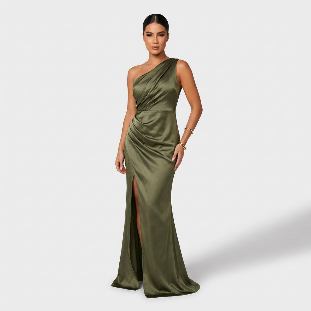 Maureen - Chic Maxi Dress - Charlotte & Willow