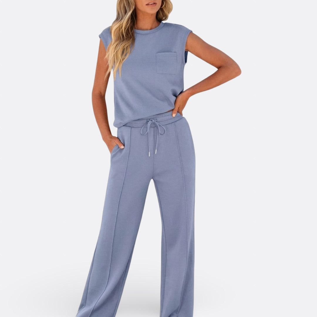 Maeve - Luxurious Comfort Collection - Charlotte & Willow, detail