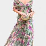 Laluna® | Elegant Dress With V-Neckline