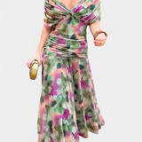 Laluna® | Elegant Dress With V-Neckline