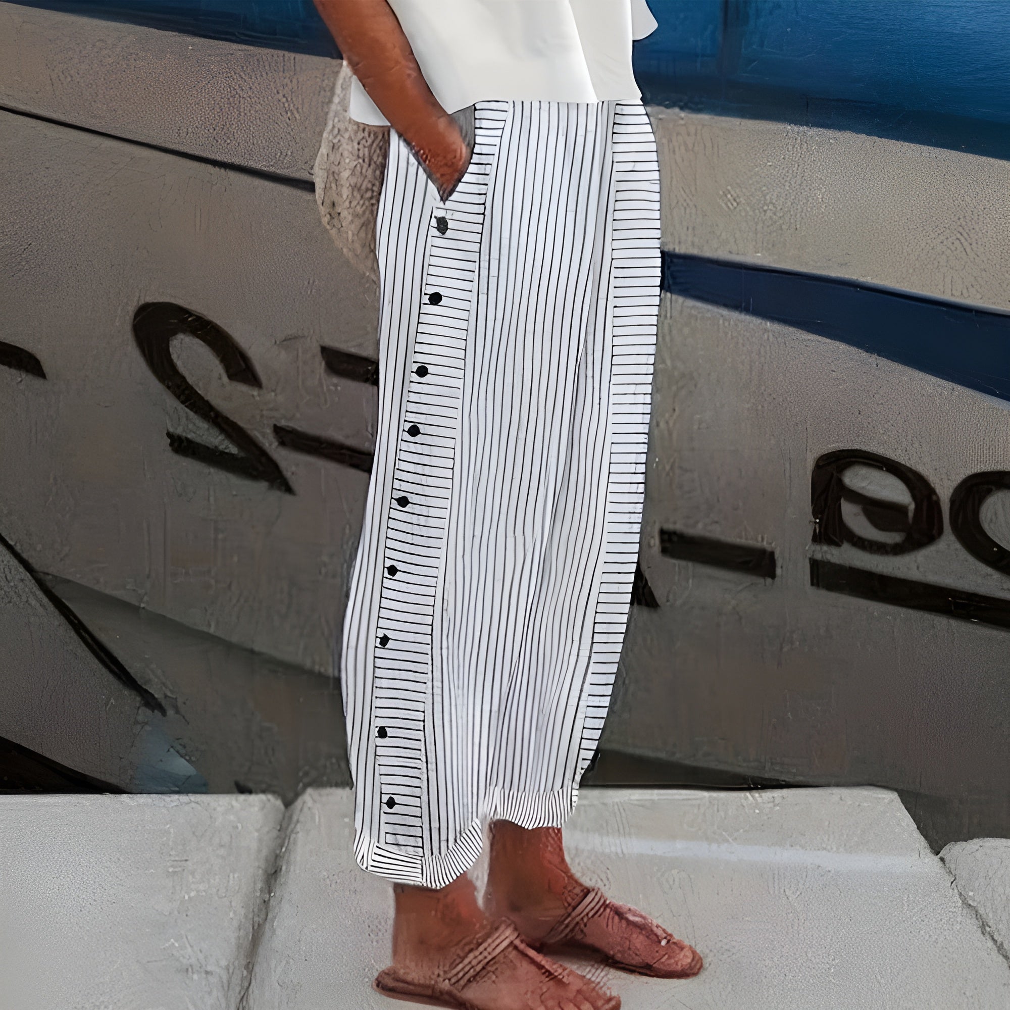 Fiona - Chic Trousers - Charlotte & Willow, detail