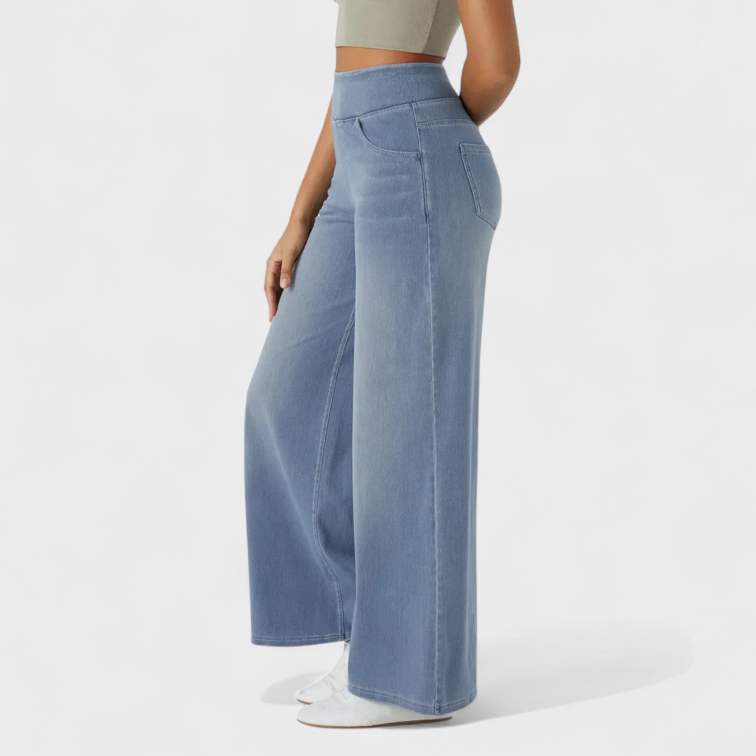 Éilis - Relaxed Fit Wide Leg Jeans - Charlotte & Willow, front