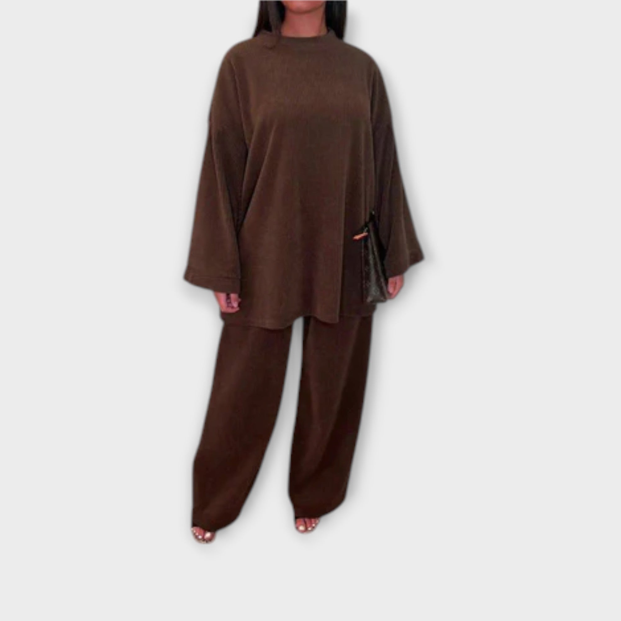 Aobhnait - Cozy Oversized Lounge Set - Charlotte & Willow, styled look
