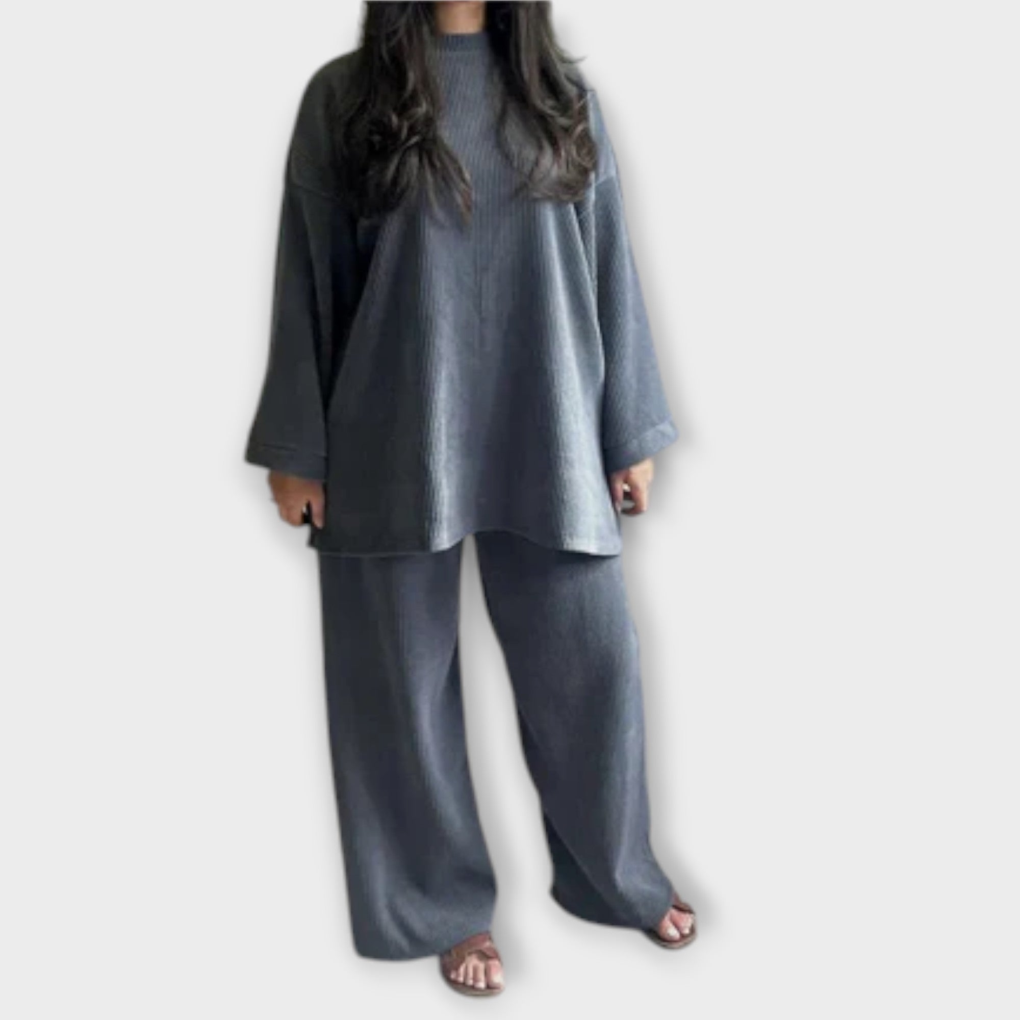 Aobhnait - Cozy Oversized Lounge Set - Charlotte & Willow, detail