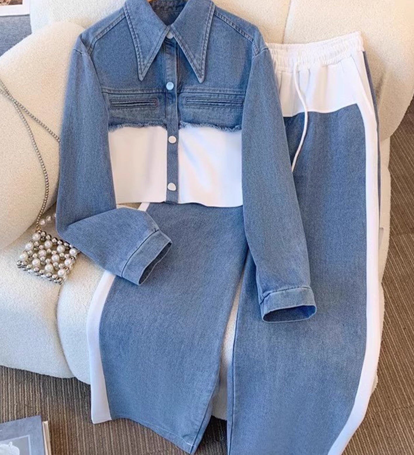 Niamh - Stylish Two-Piece Jacket and Trouser Set